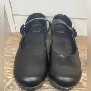 Dansko Mary Janes size EU 38/ US 7.5 Professional shoe in black